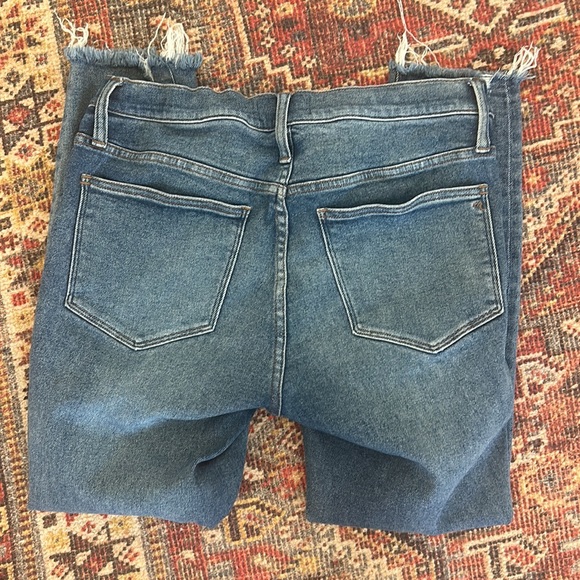 Madewell Cropped Skinny MATERNITY Jeans with Frayed Hem - Picture 5 of 7